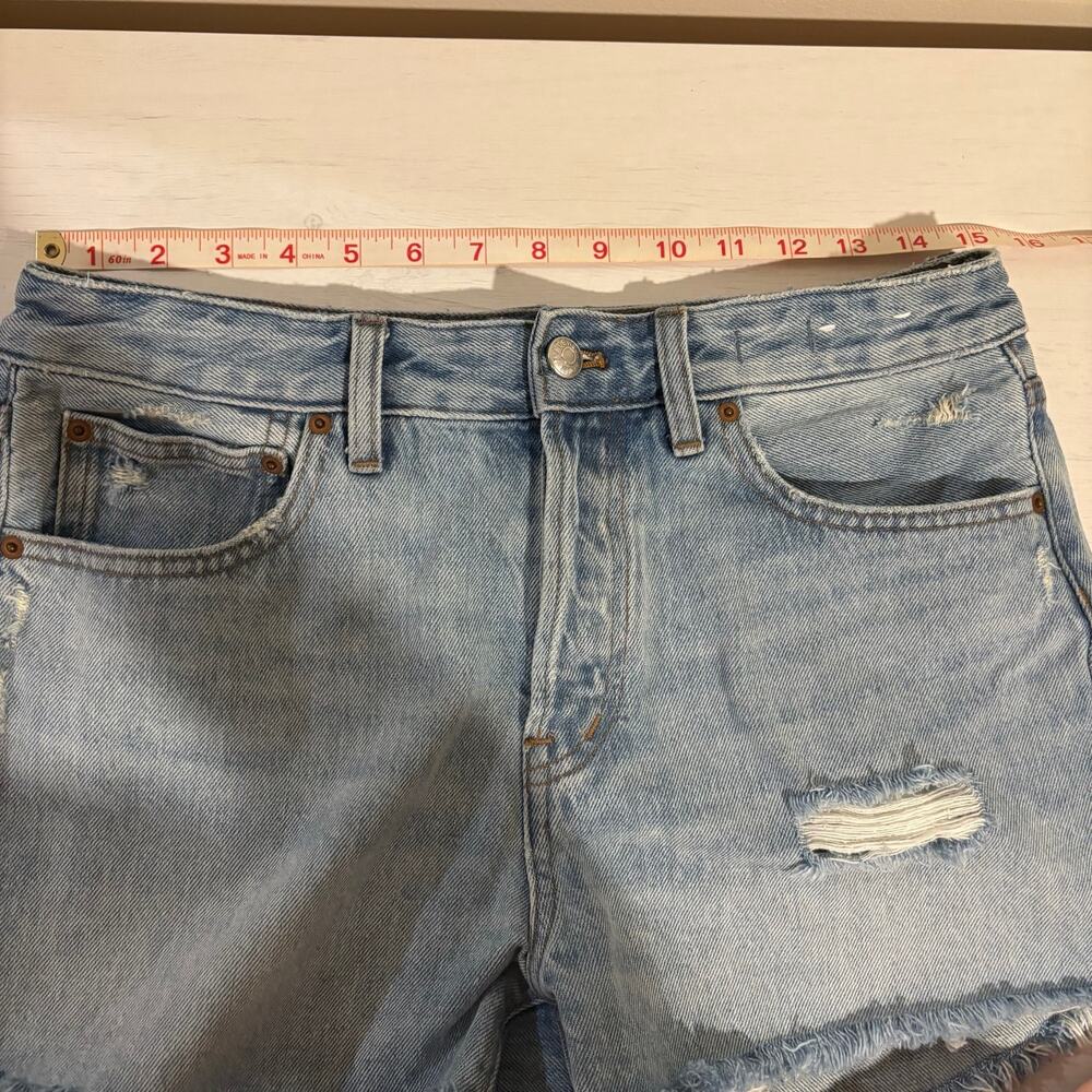 Madewell Distressed Relaxed Cutoff Denim Jean Shorts Size 27 90s slouchy fit - Picture 4 of 7